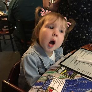 Meet your Posher, Laurel